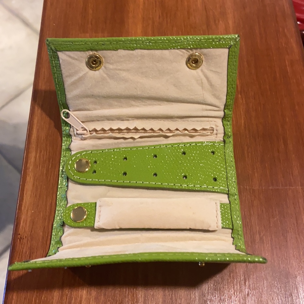 Jewelry Roll - Picture 2 of 4